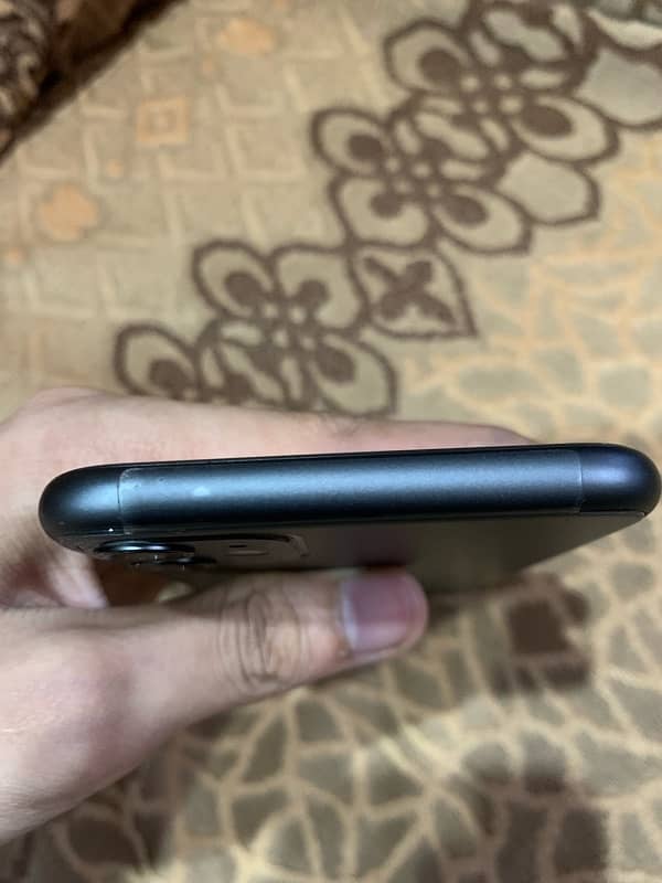 iPhone 11 Non Pta Jv 64Gb 4