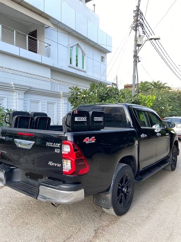 Toyota Hilux Revo V 2.8 2021-old shape Convert New shape 4