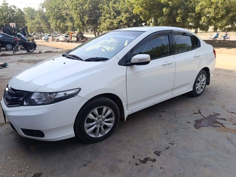 Honda City Aspire 2016 8