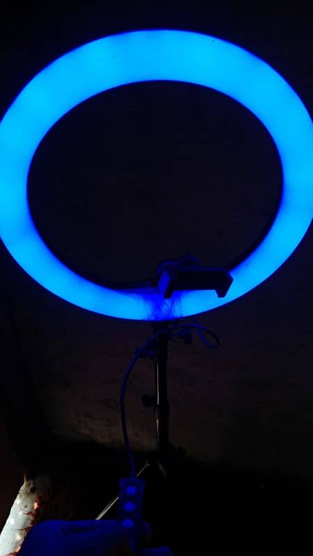 ring light Tik Tok stand 10 by 10 condition 2