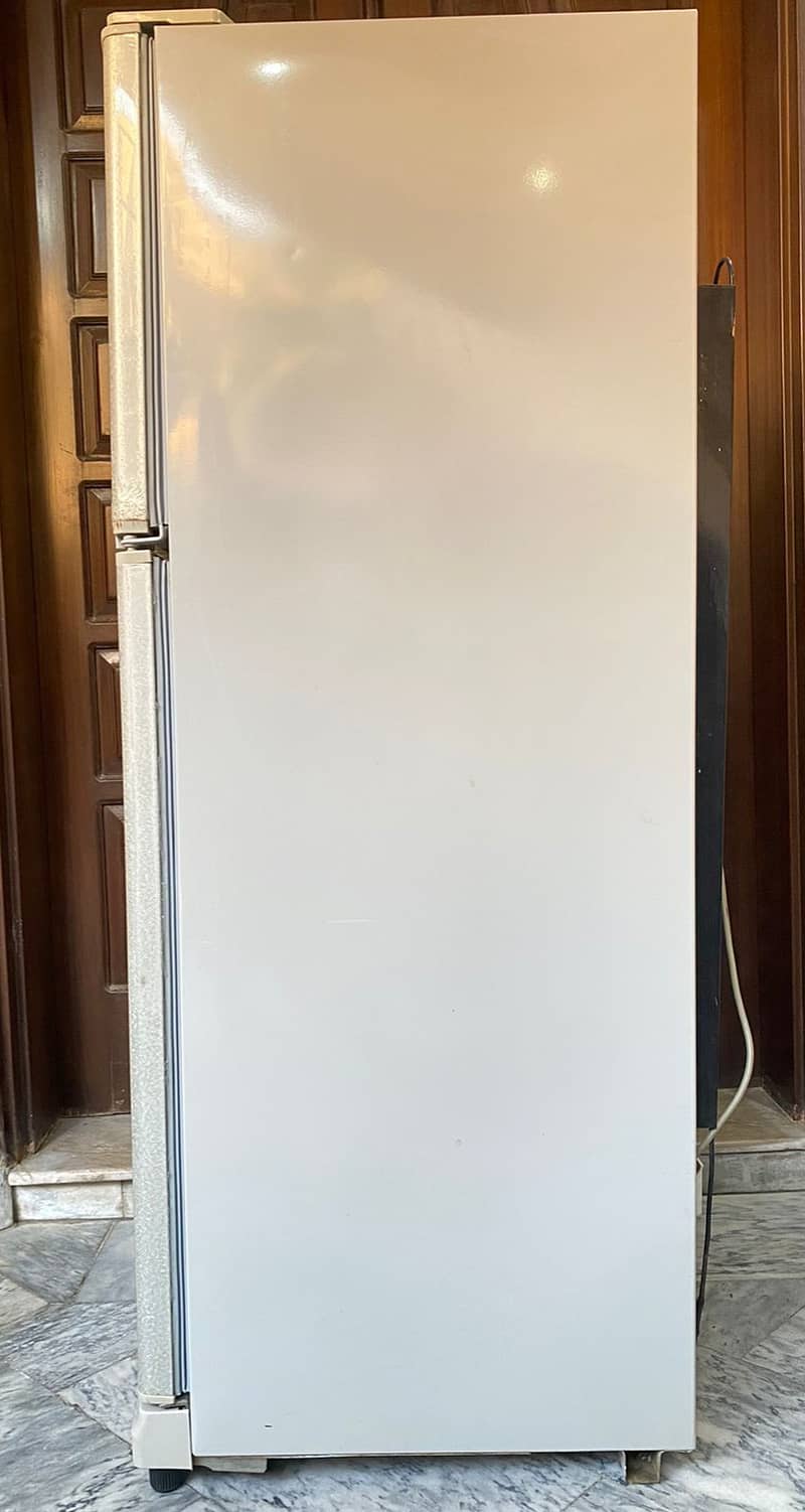 Dawlance Refrigerator For Sale 3