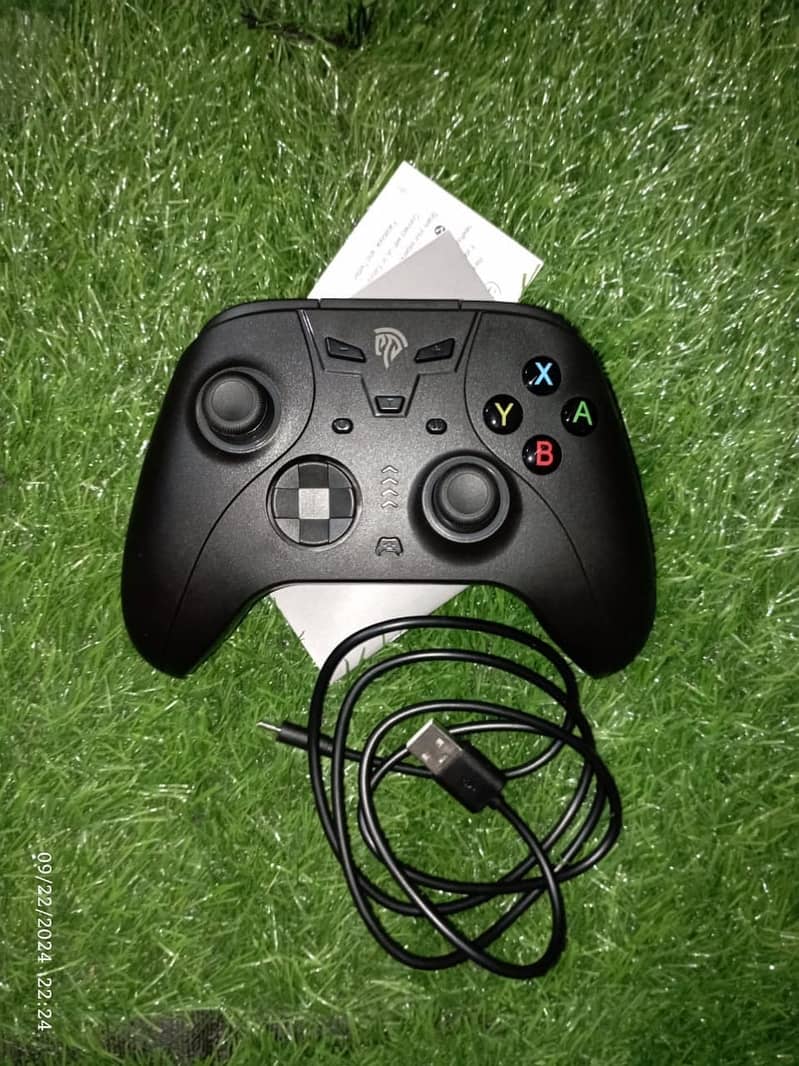 Xbox Controller/Wireless Game Controller/Gaming console for sale 0