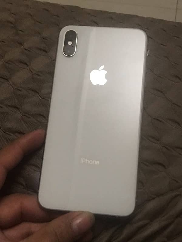 iPhone XS Max  256gb urgent sale 03054595580 WhatsApp’s only 1