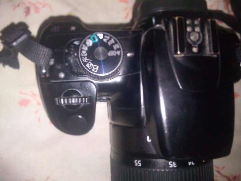 DSLR camera 2