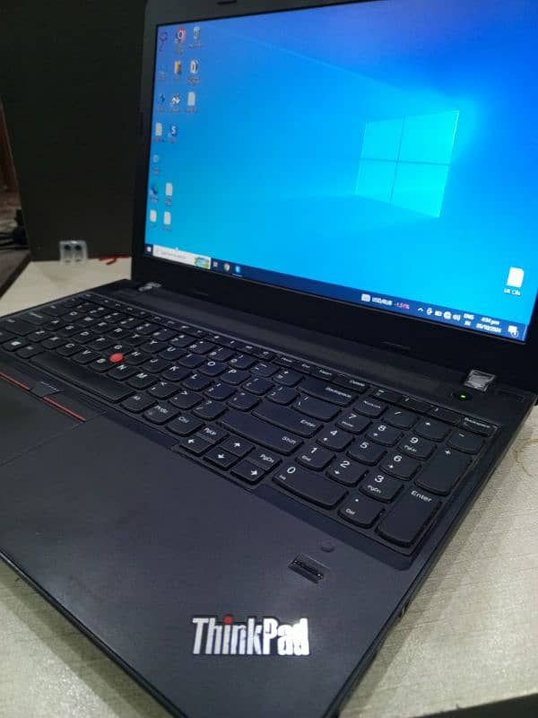 Lenovo Thinkpad E570 1