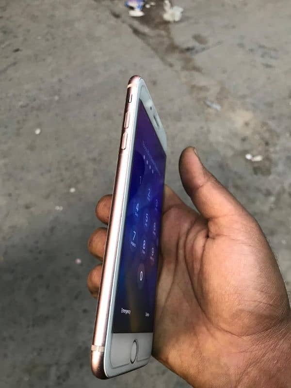 iPhone 8 plus non PTA /03426745161 3