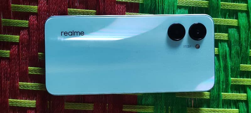 Realme C33 4 64 0