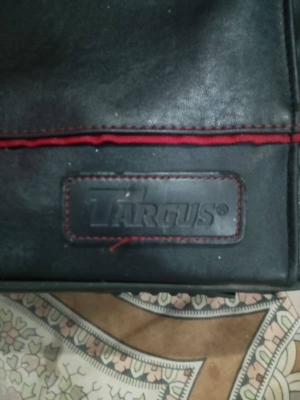 leather laptop bag imported ( TARGUS Korean brand) 15