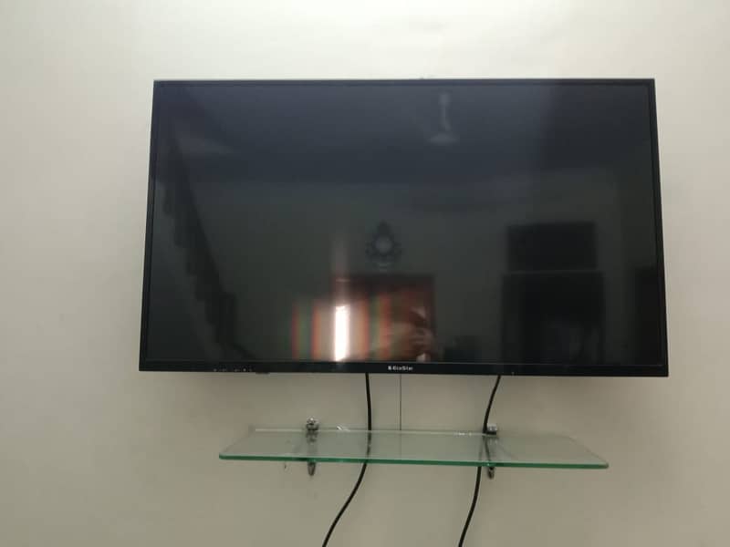 EcoStar Full HD [1080p] 42 Inches LED 0