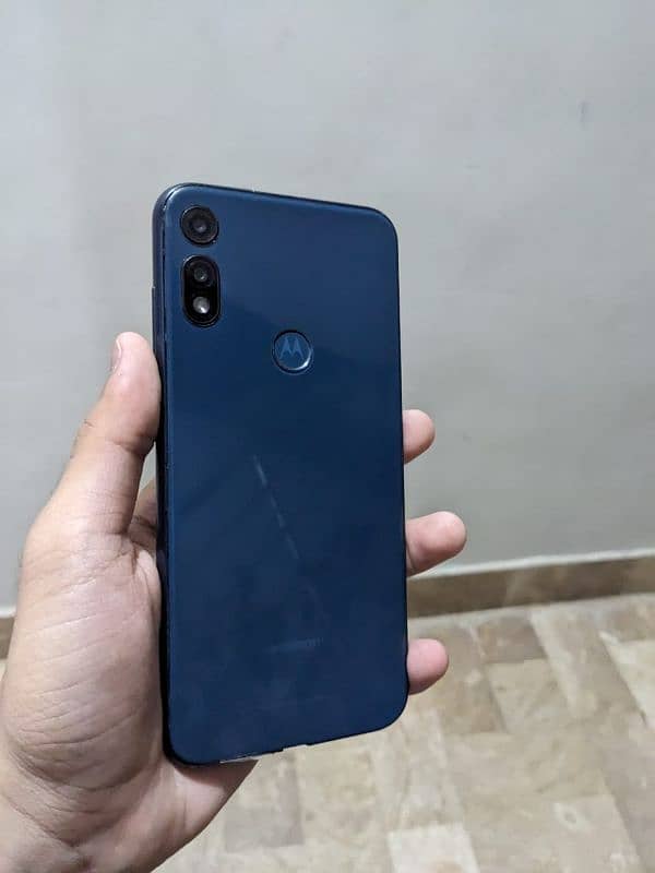 Moto E 2020 1