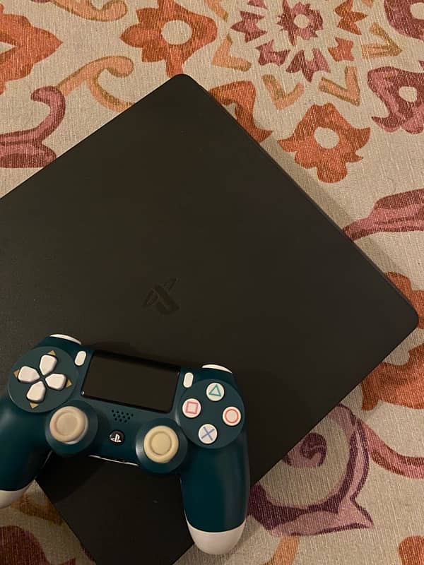 PS4 - For Sale (500 GB) 0