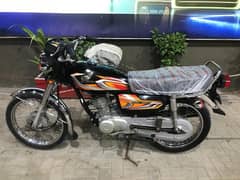 Honda CG 125 2022 Black 1st Owner