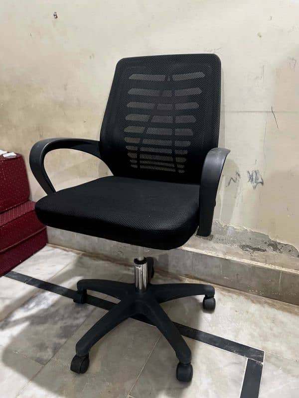 office Revolving Chair Used Like New 2