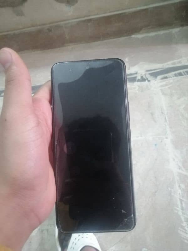 infinix hot 12 condition 10/9 hai box or charger gum ho gaya hai 0