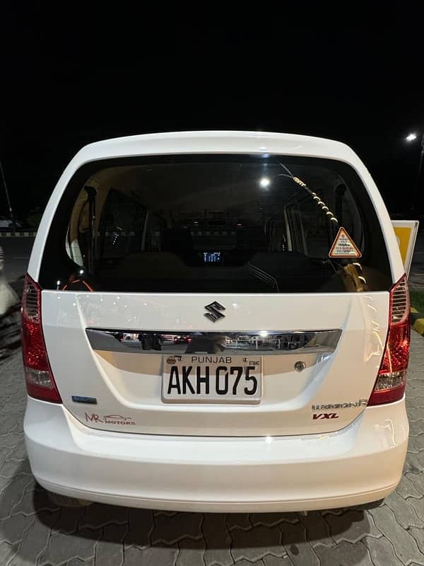 Suzuki Wagon R VXL AGS 2022 1