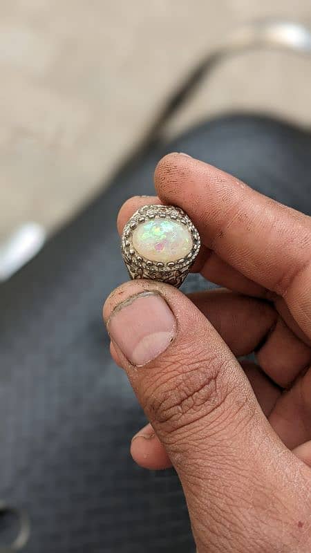 Opal stone 1