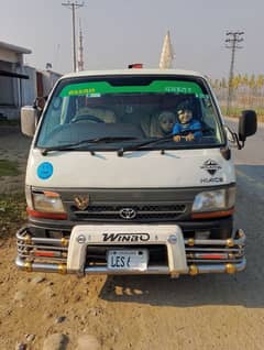 Toyota hiace 1991 modle kota 13 petrol / cng