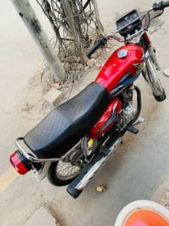 Honda 125 23/24