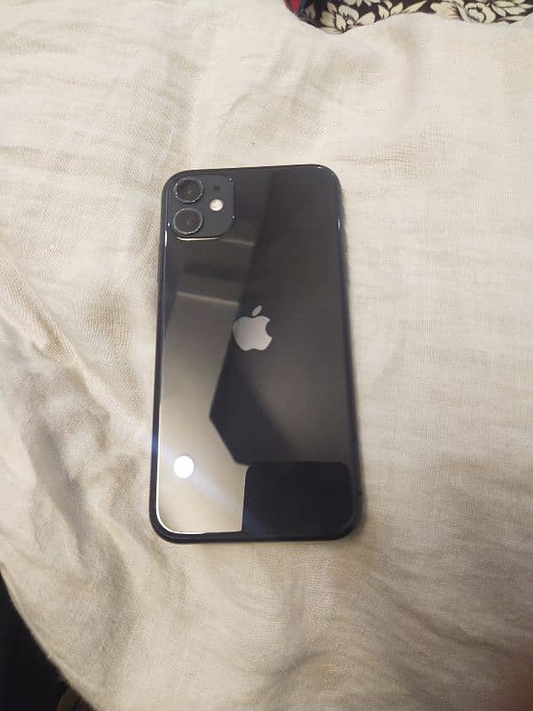 iphone 11 64 GB PTA Approved 1