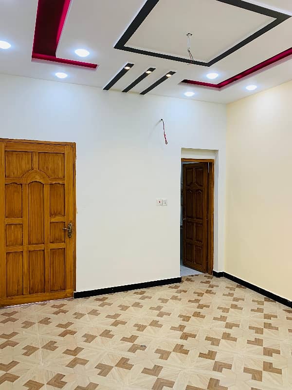 Single Storey 7 Marla House Available In Wapda Town Sector B For sale 21