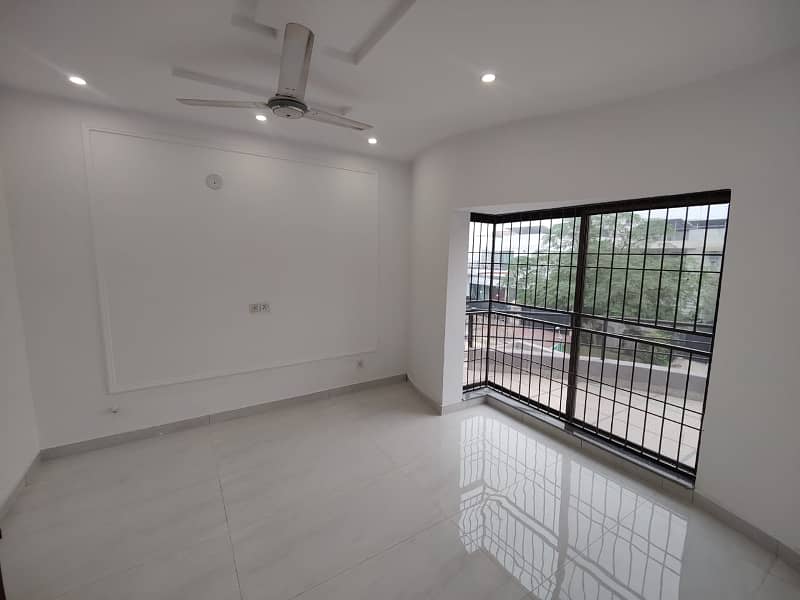 2 Kanal House with Basement Available For Rent In Defence DHA Phase 6 4