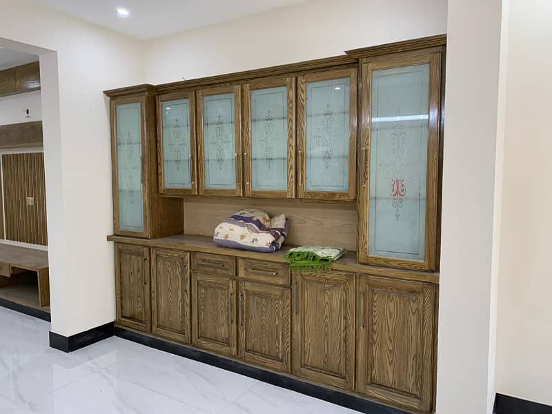 -8 UPER PORTION 3 BED ATTACHED BATHS NEAR TO SHIFA HOSPITAL & KACHNAR PARK 4