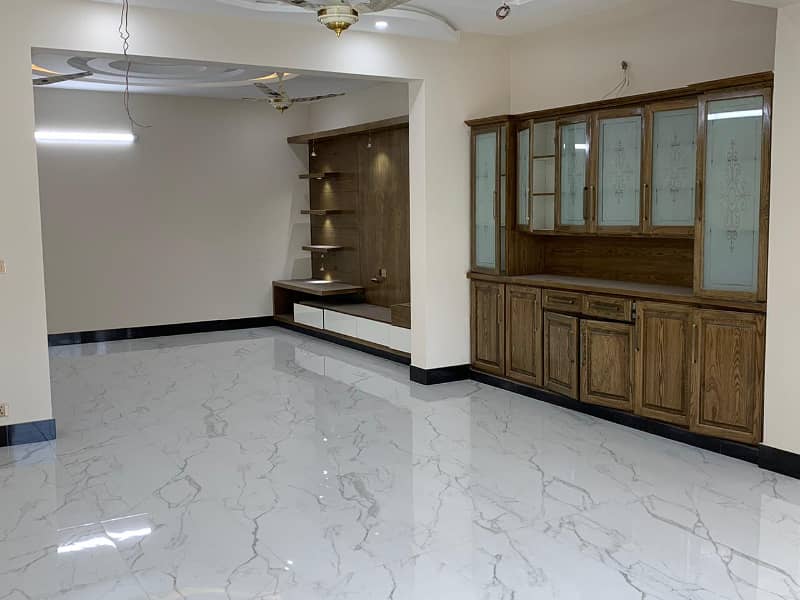 -8 UPER PORTION 3 BED ATTACHED BATHS NEAR TO SHIFA HOSPITAL & KACHNAR PARK 16