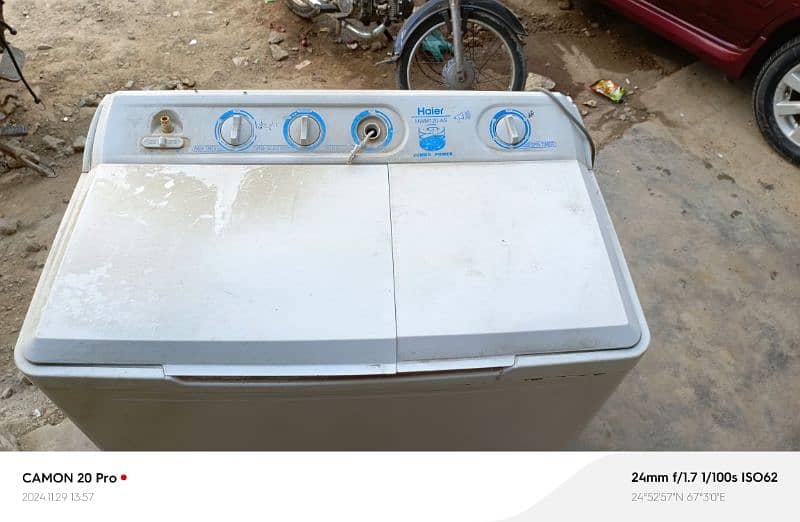 Haier washing machine semi outo good condition 2