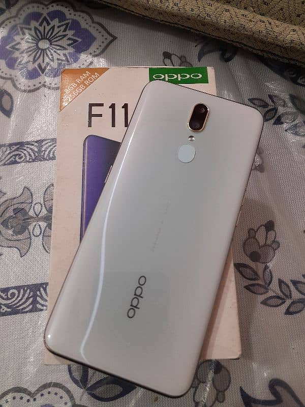 oppo f-11 Mobile 8/256 with box and charger 0