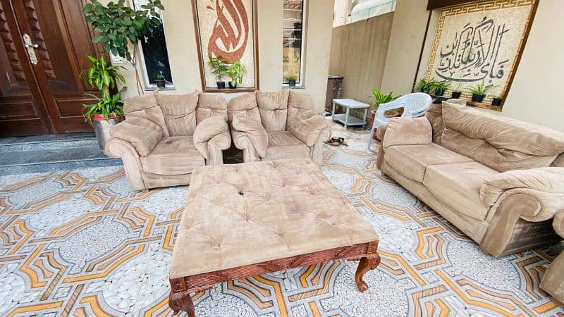 7 Seater sofa set and pure wooden table for sale 10