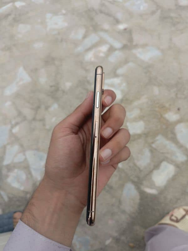 IPhone XS MAX Non PTA 8