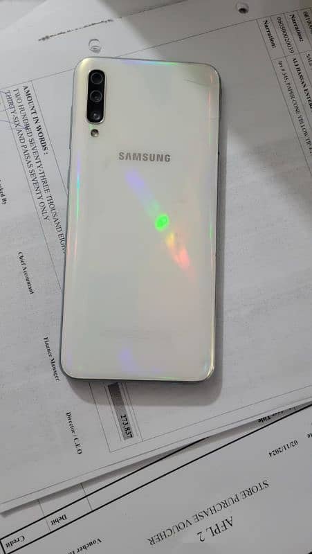 Samsung A50 Mobile 6 GB 128 GB PTA Approved good for use 4