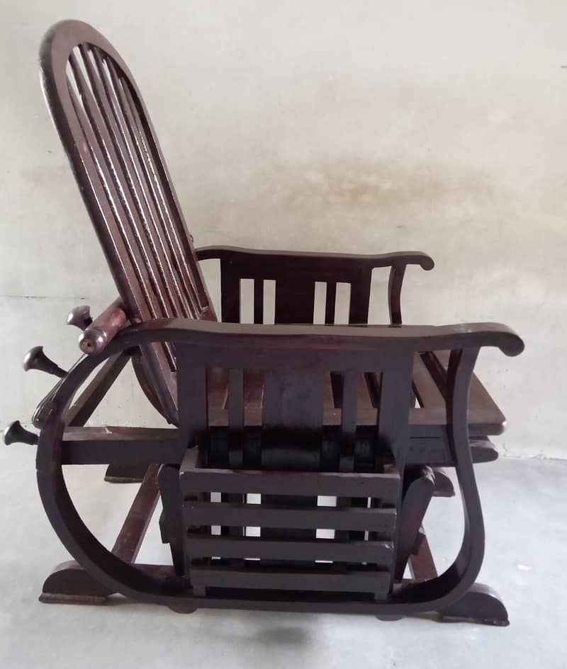 Roking chair 3