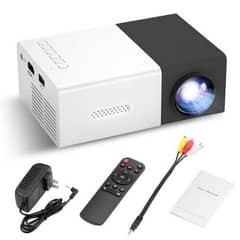 Mini Portable Full HD LED Projector YG300 - Black / White