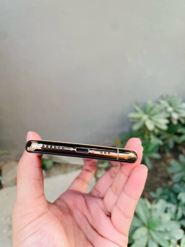 iphone 11 pro sim time available 2