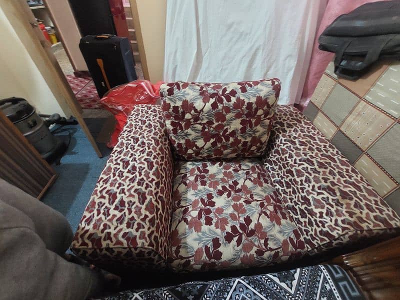 2 single sofa set. excellent condition 3