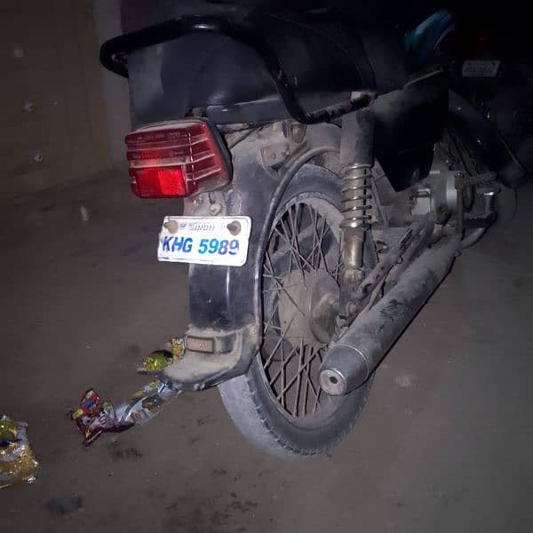 bike bilkul ok hai koi kaam nahi hai geniun condition hai 4