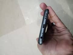 vivo y20 god condition batery timng god pta aproved with box charger