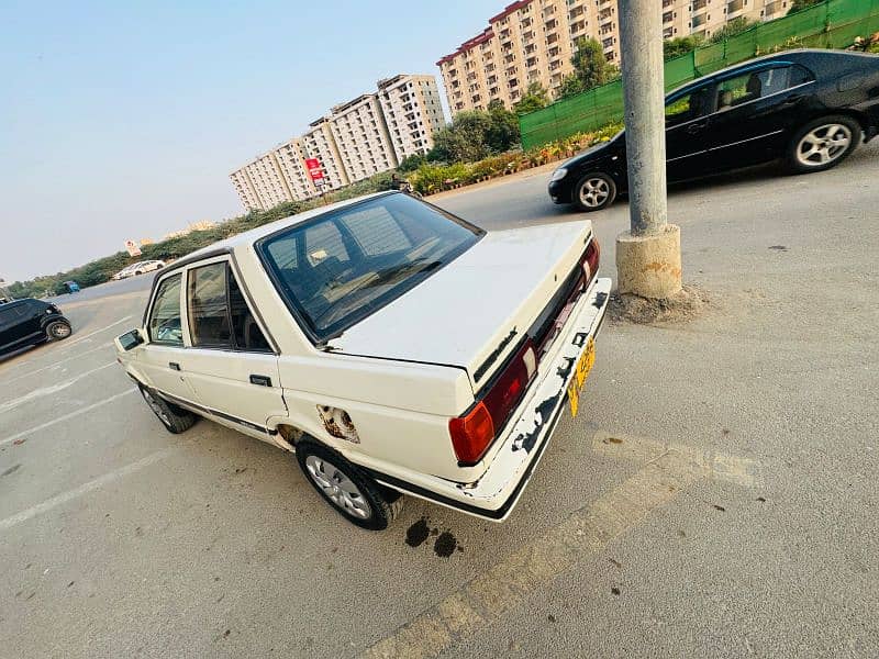 Nissan Sunny 1990 limited edition 2