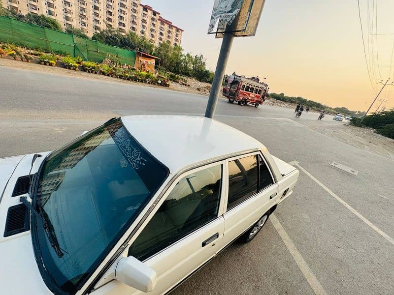 Nissan Sunny 1990 limited edition 3