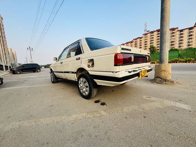 Nissan Sunny 1990 limited edition 5