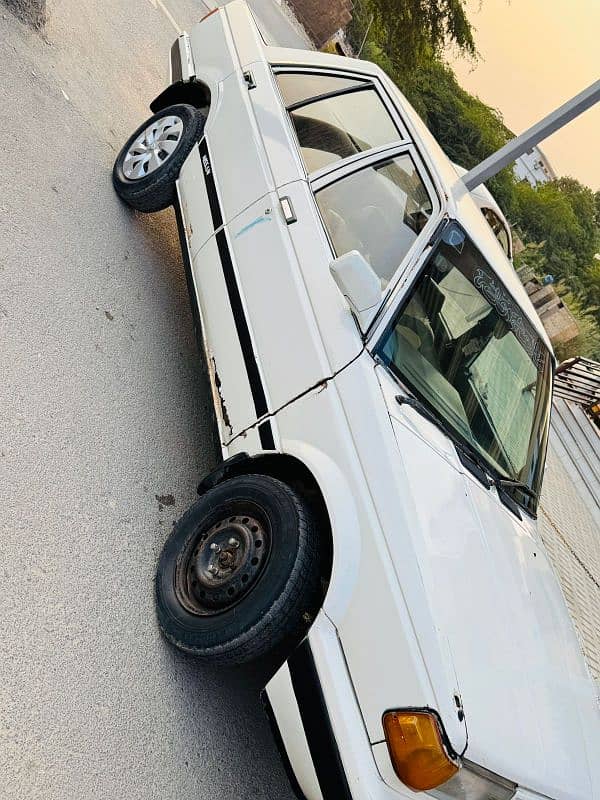 Nissan Sunny 1990 limited edition 8