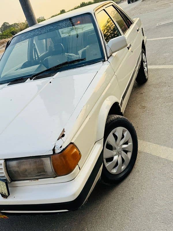 Nissan Sunny 1990 limited edition 10