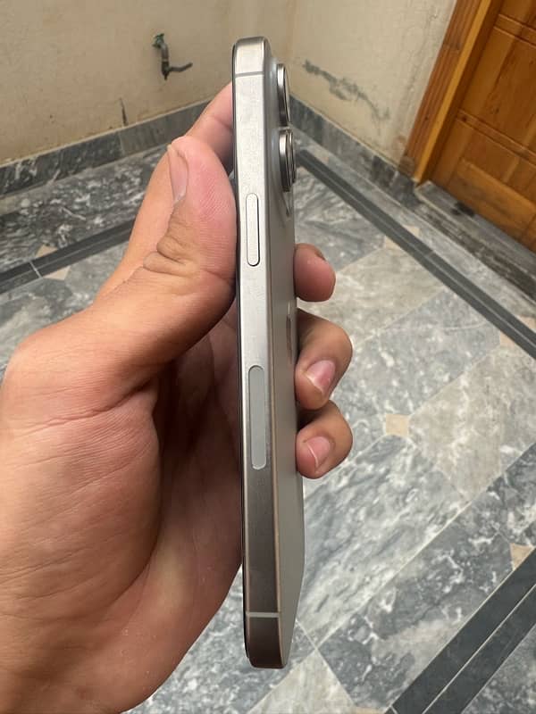 iPhone 15promax NON PTA 5