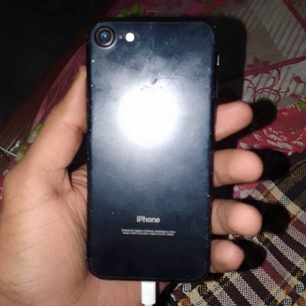 iphone 7 pta  32gb 2