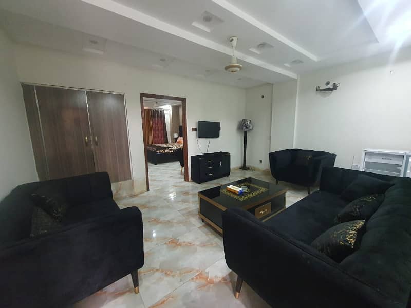 One Bed Apartment For Rent Per day Avil For familes 2