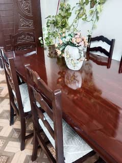 Dinning table with 6 chairs