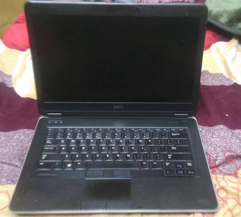 Dell Latitude E6440 Core i7 4th Gen 8GB Ram 250GB SSD hard 0