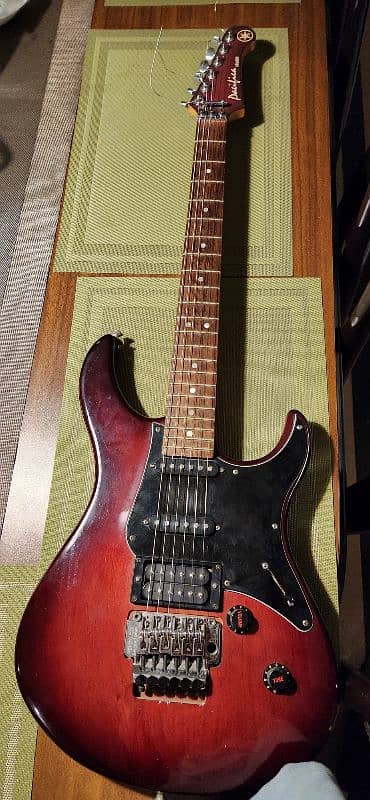 Yamaha Pacifica electric guitar 0