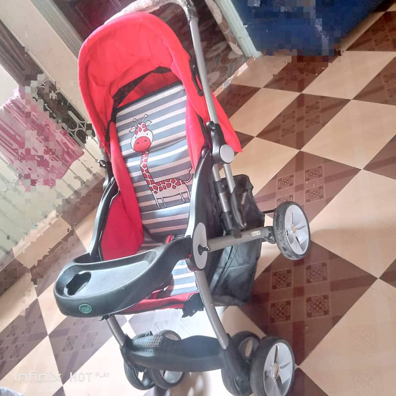 pram bilkul new condition me hai or use b nhi ki 3